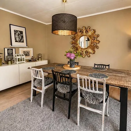 Scandinavian In Fjords * Norddal