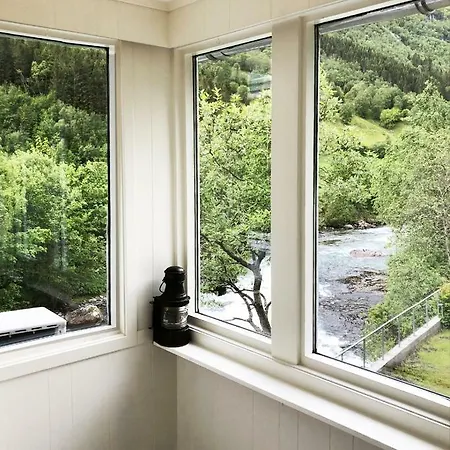 Scandinavian In Fjords Apartment Norddal